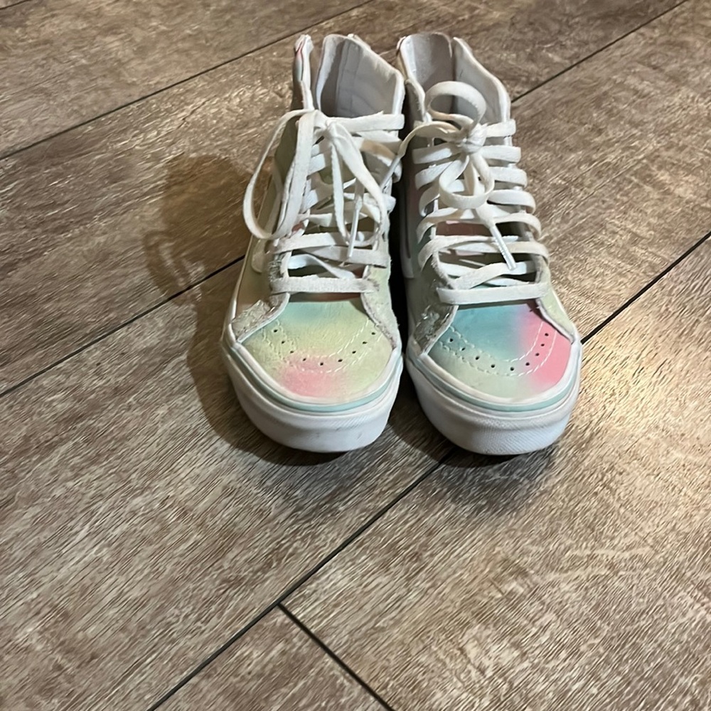 Girls Vans high tops